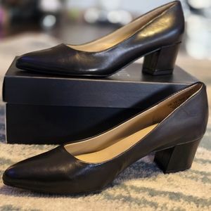 Naturalizer Carmen Black Leather heel size 7.5